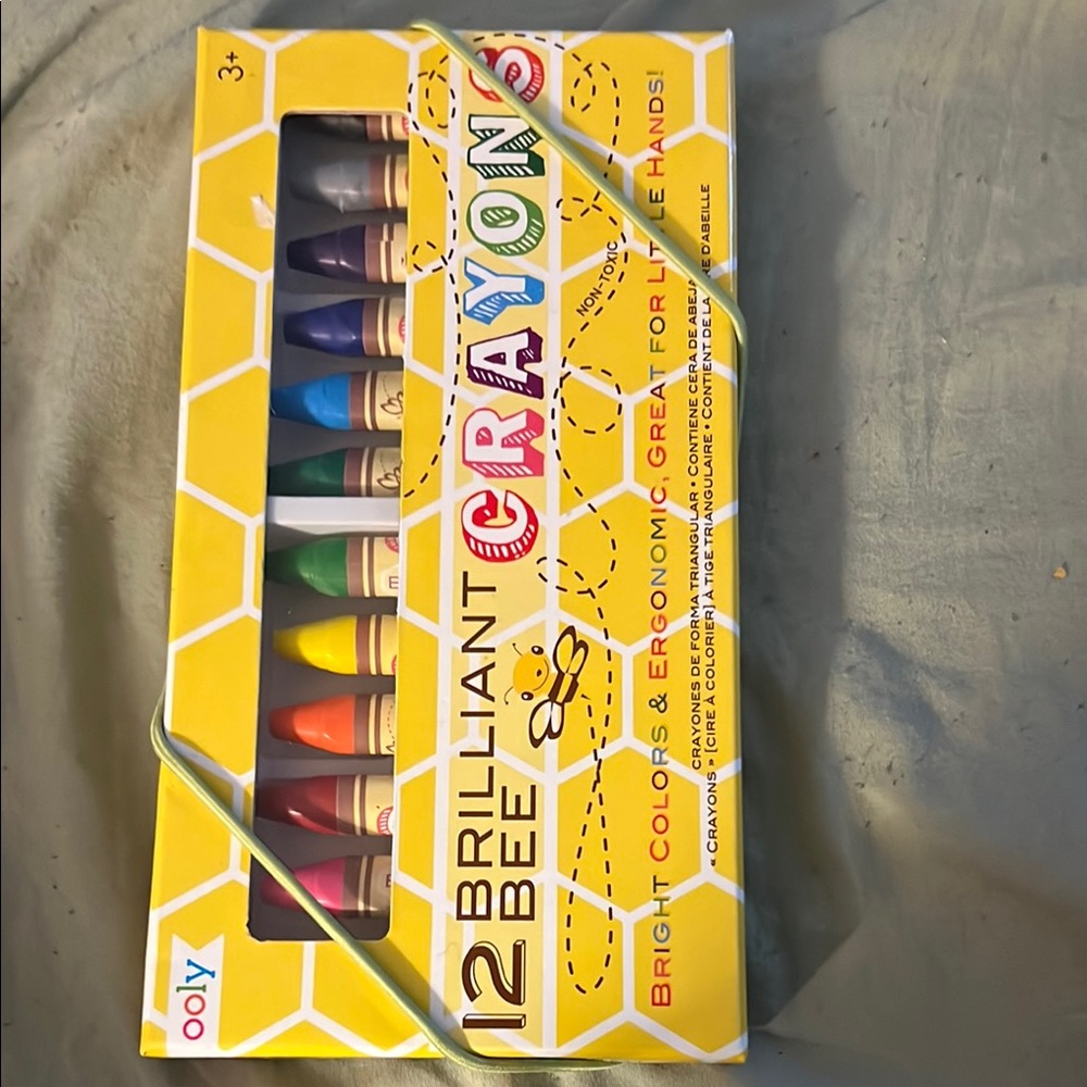 OOLY Brilliant Bee Crayons Set